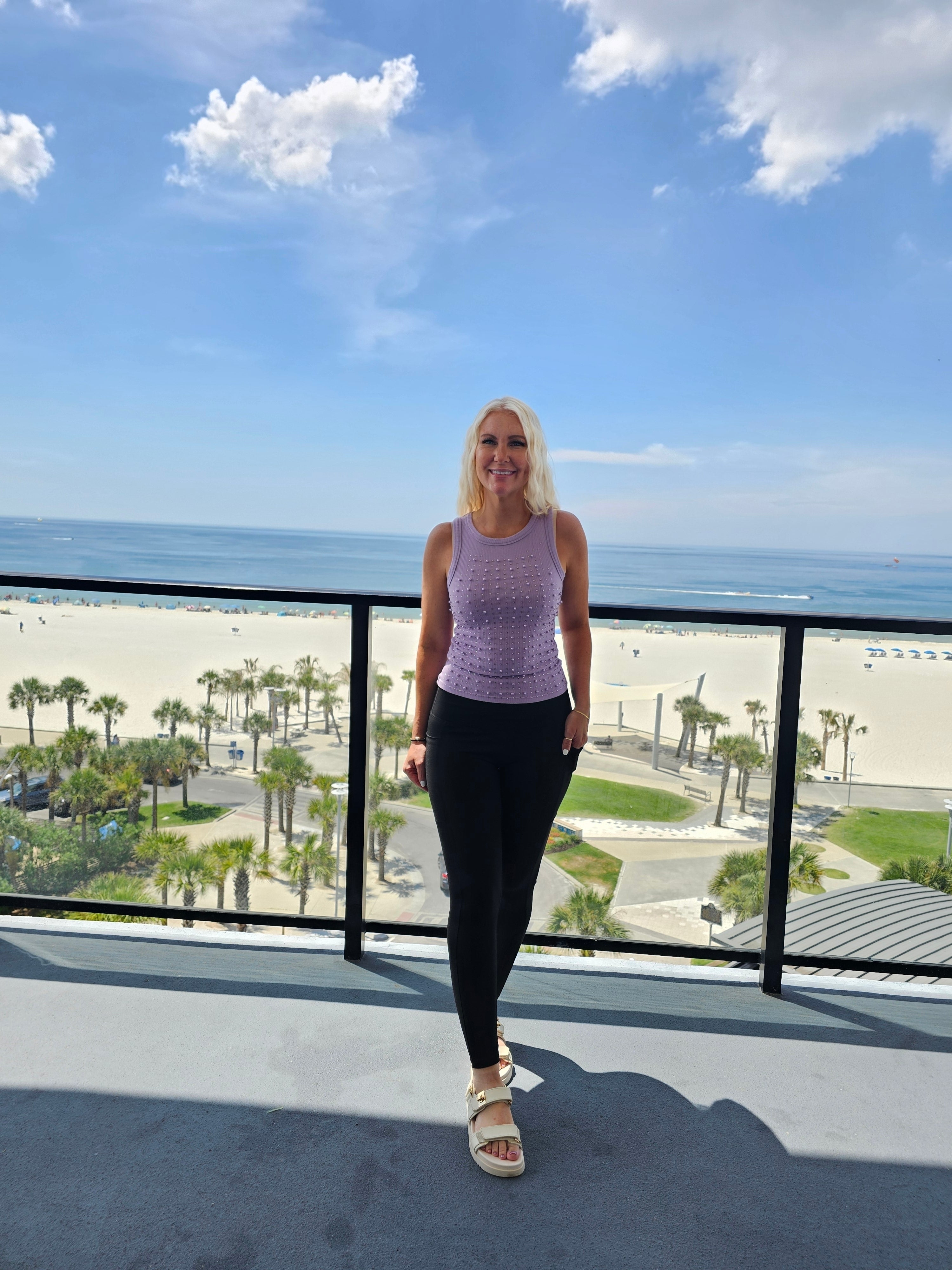 Sleek Season Side Pocket Leggings