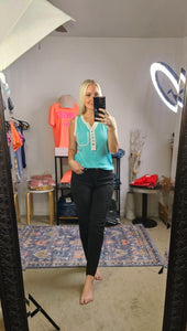 Lakeside View Pocket Tank (Lake Blue)