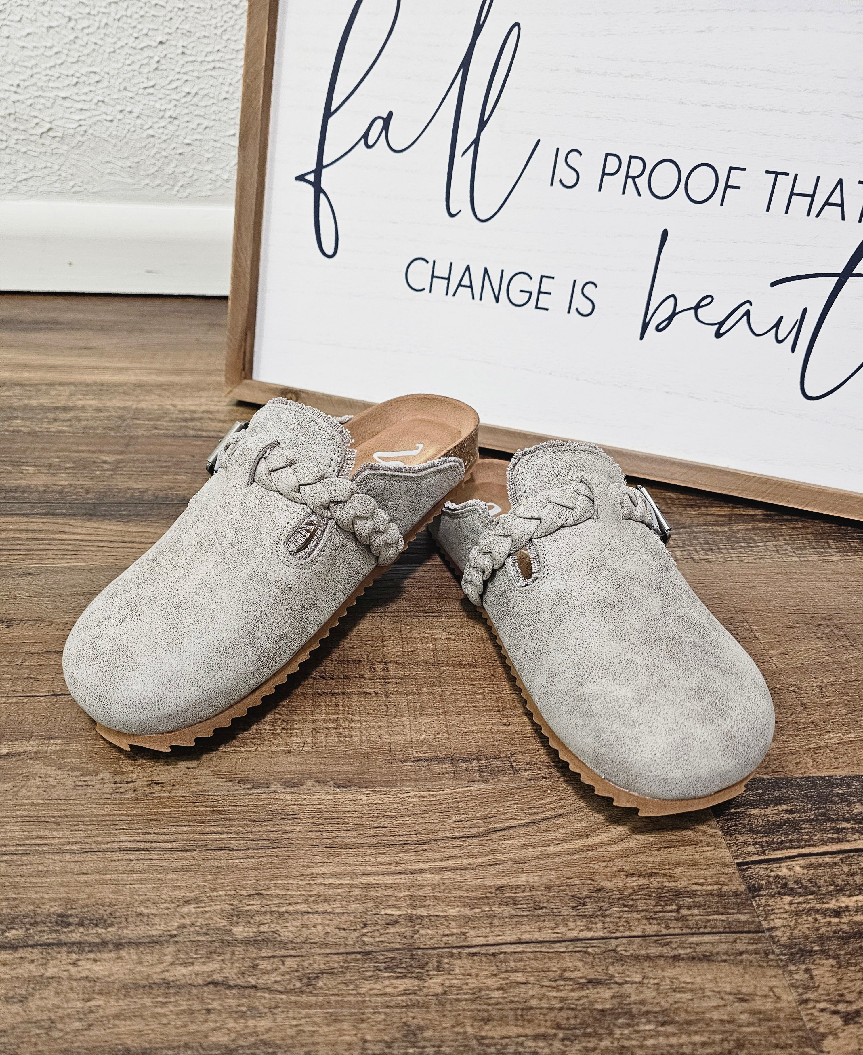 Very G Iris Braided Clogs - Grey