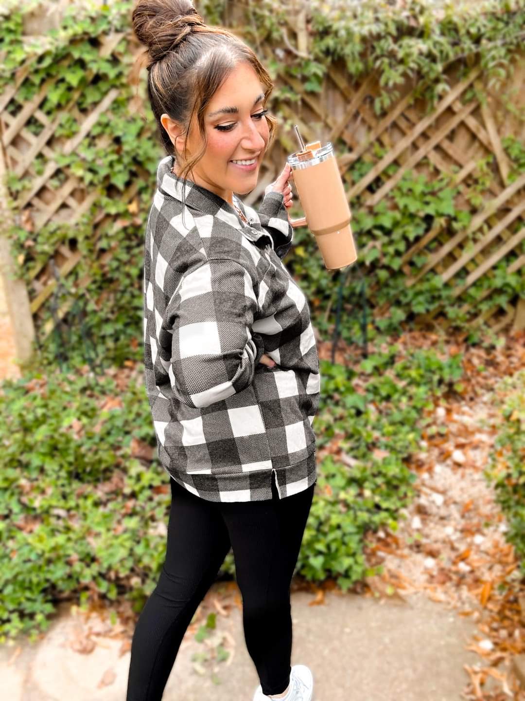 Harvest Brushed Plaid Button Up Pullover Top (Charcoal)